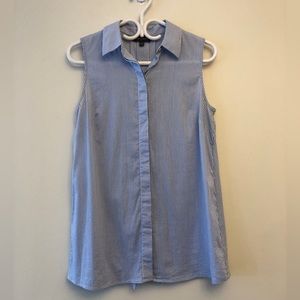 Lord and Taylor Lightweight Sleeveless Dress Shirt, Size XS